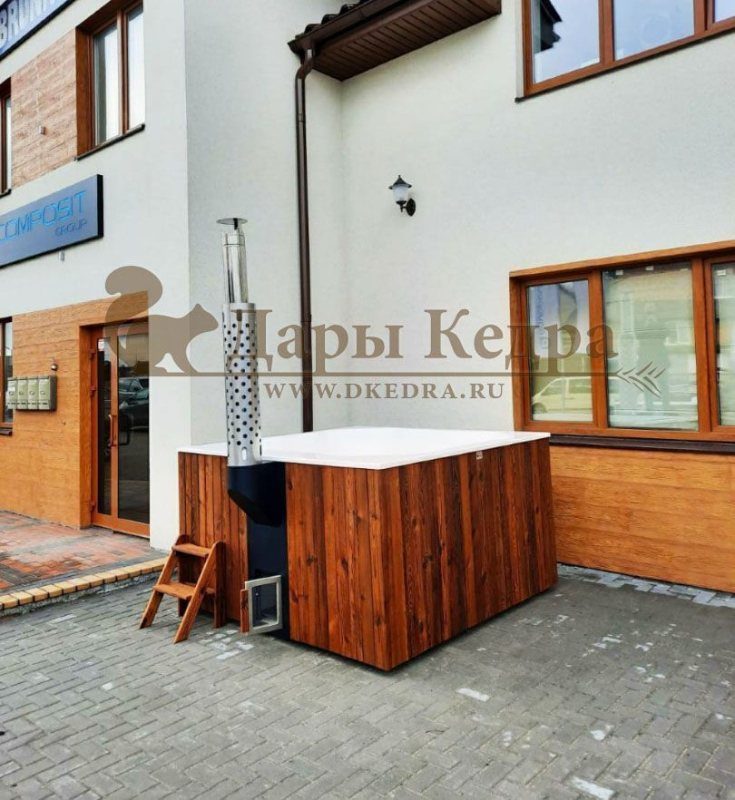 Финская квадратная композитная купель с подогревом (с интегрированной печкой) «кварта интегра 200»